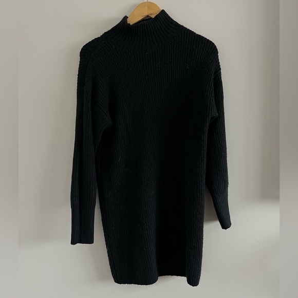 Garage | Sweater Dress - Picture 1 of 5